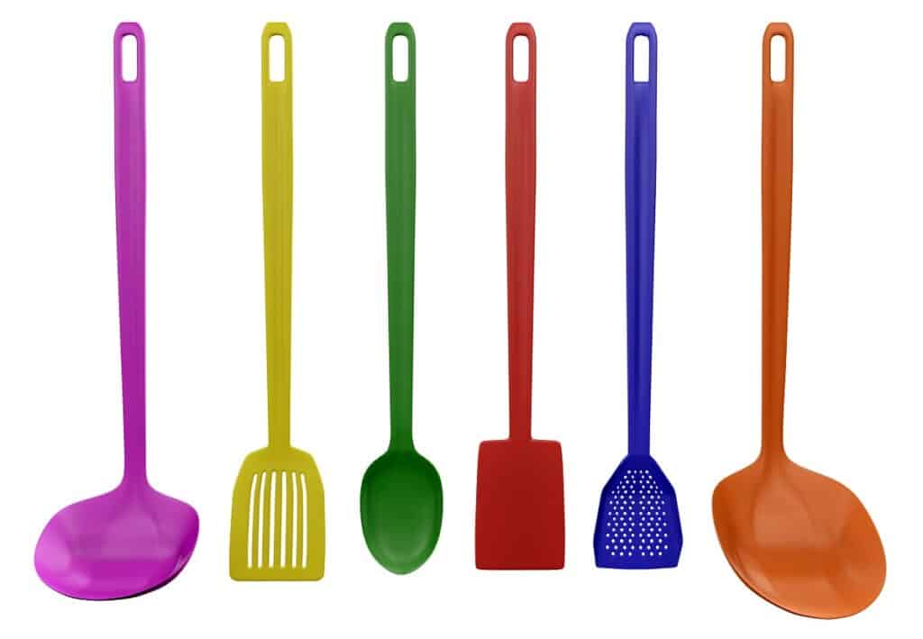 przybory kuchenne plastikowe